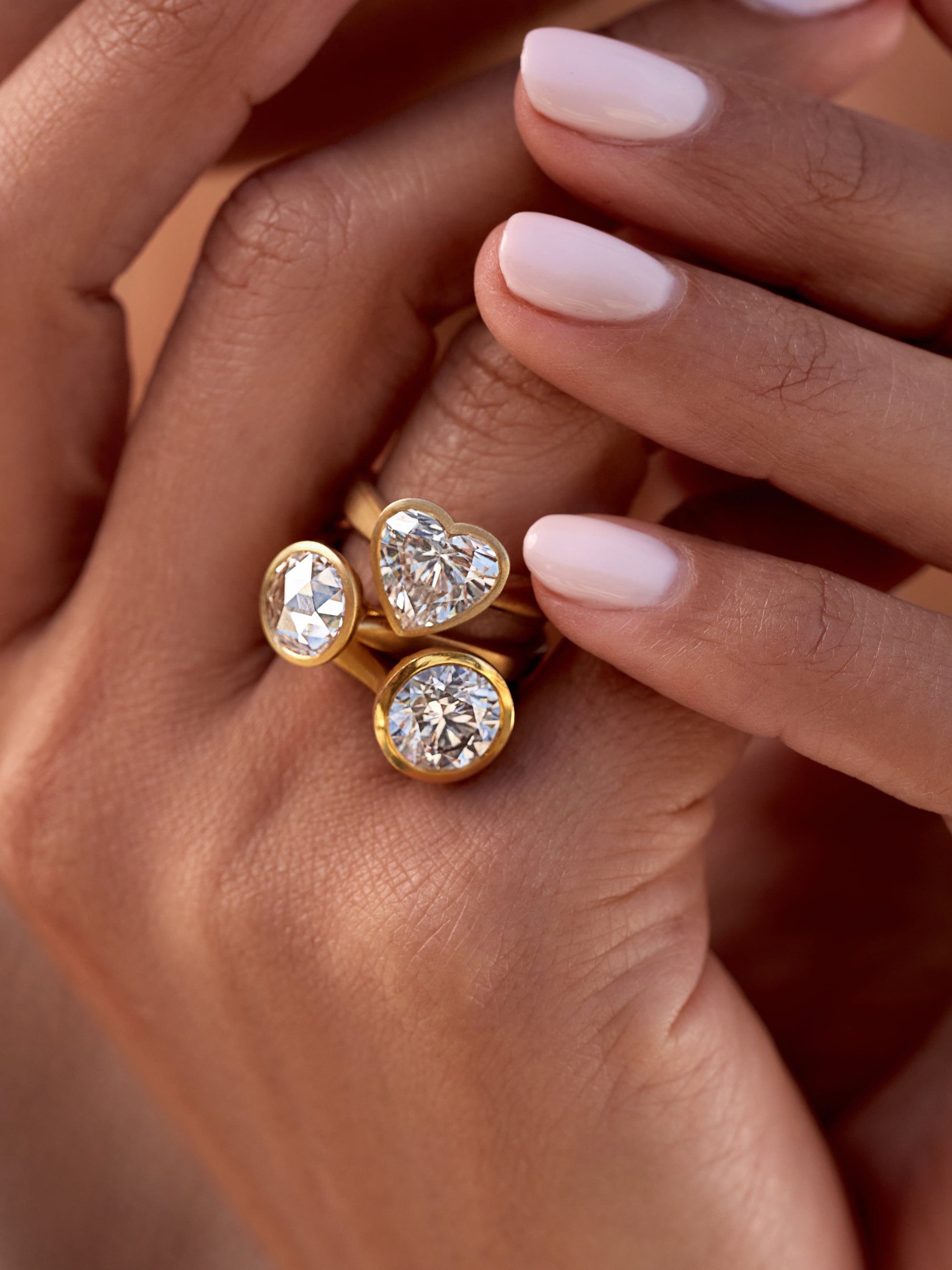 Single Heart Diamond Ring in 14K Gold